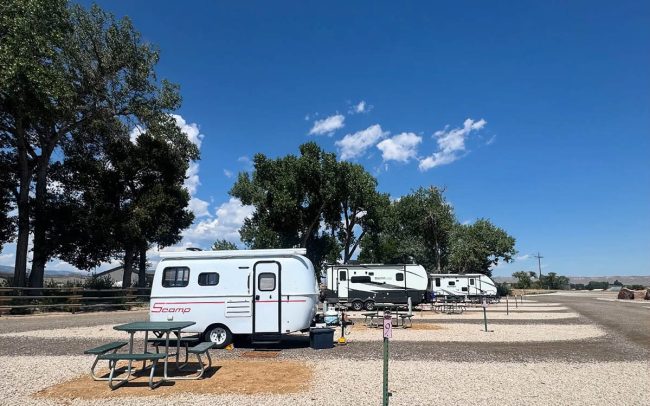Peaceful RV Camping Near Yellowstone Family-friendly RV camping near Yellowstone National Park at Buffalo Bluff RV Park in Cody Wyoming